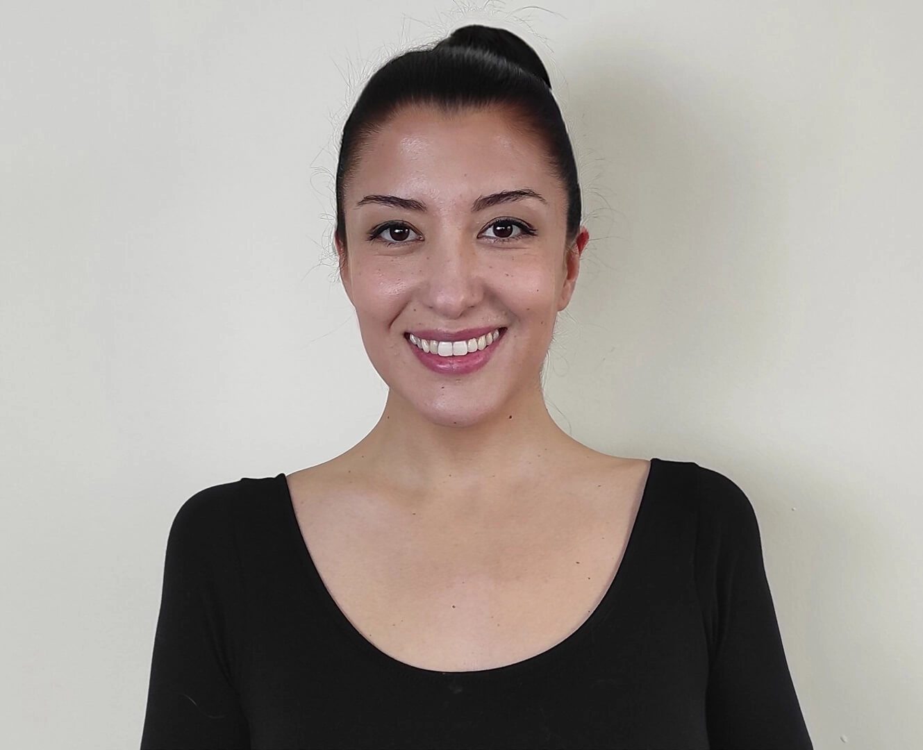 Oyuncu Özlem Ulukan Headshot Smile fotoğraf çekimi