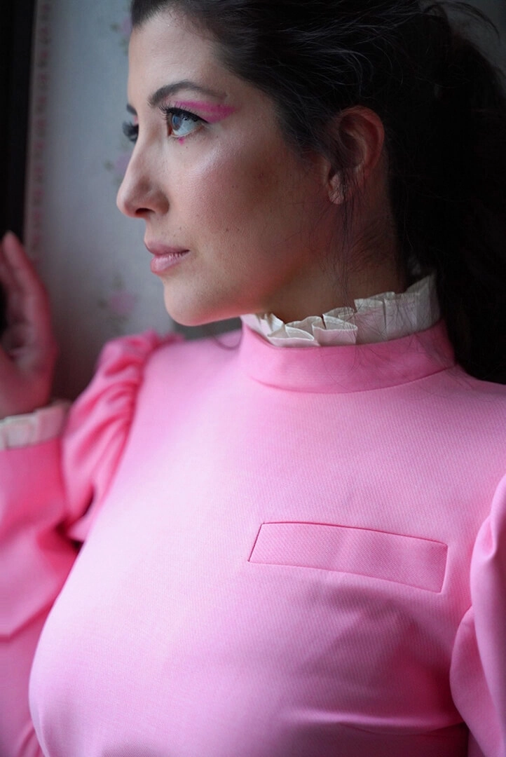 Oyuncu Özlem Ulukan Pink Innocence fotoğraf çekimi